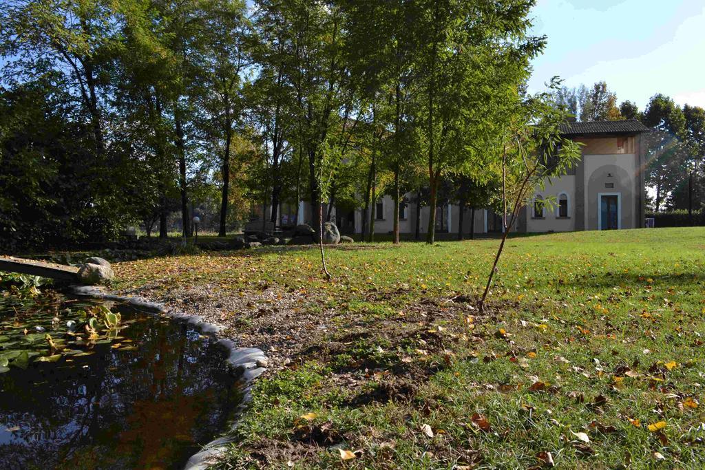 Вілла Agriturismo La Boschina Крема Екстер'єр фото